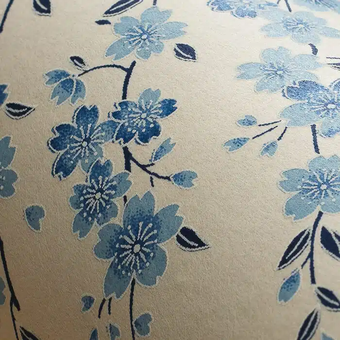 Boîte à thé Hidaka, papier washi japonais décor fleurs de cerisier et design raffiné